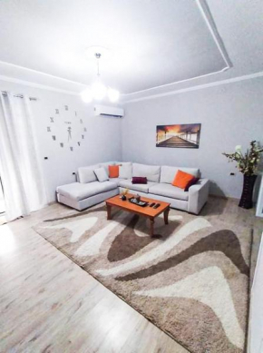 Bashllari's Cozy Apartment